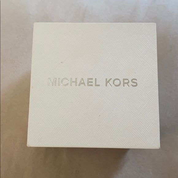 Michael Kors watch - Picture 2 of 3